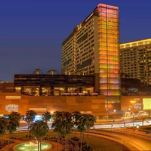 Отель Swissotel Al Ghurair - Deira & Creek