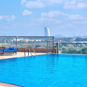 Two Seasons & Aparthotel